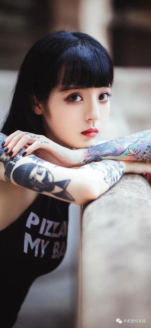 吃瓜爆料抖音网红纹身女,揭秘纹身背后的故事与争议